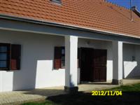 N�prajzi h�z - Bakonysz�cs