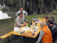 Piknik a t�parton