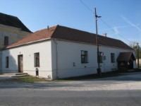 Bakonysz�csi k�pek