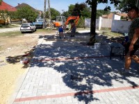 Parkoló és urnatartó építése