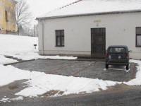 Parkoló és urnatartó építése